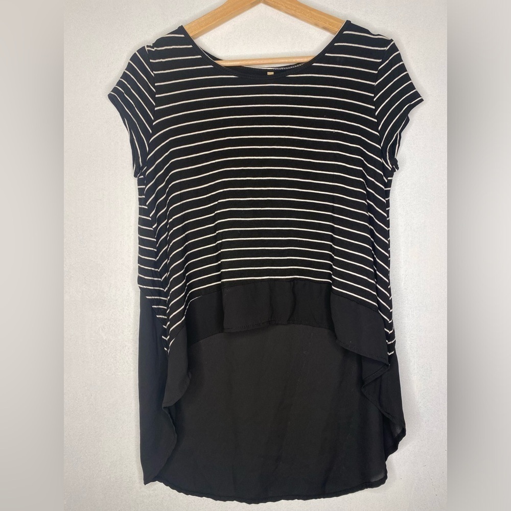 PRIMI HIGH LOW STRIPED SHIRT SIZE SMALL